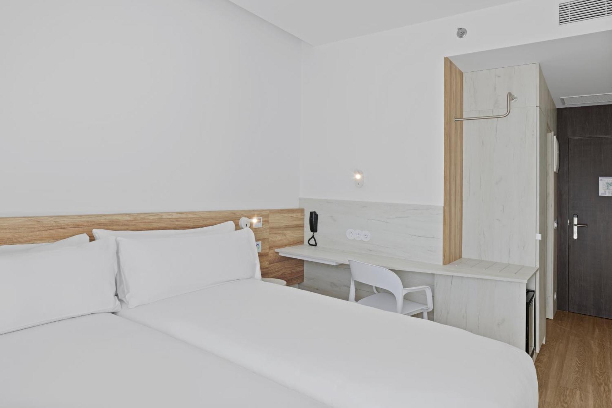 B&B Hotel Leiria Fatima Exterior foto